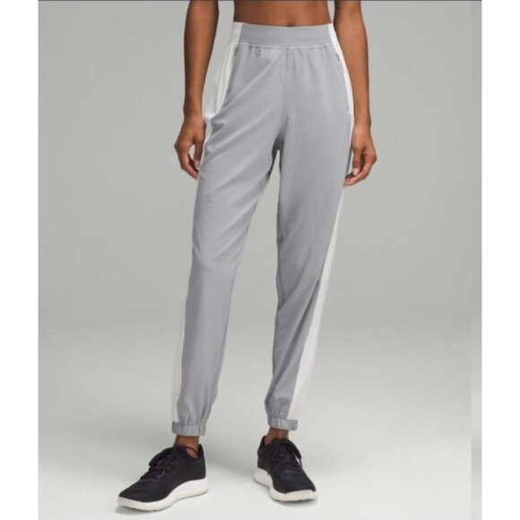 Lululemon Adapted State High-Rise Colorblock Grey White Ankle Pants Joggers 2 - Picture 2 of 14